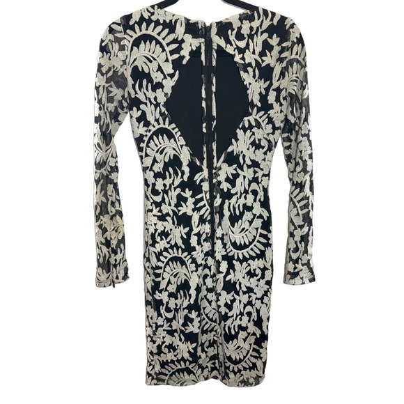 Alice‎ + Olivia  Black and White Embroidered Dress Back Cut Out Size 0 Preowned - Picture 2 of 4